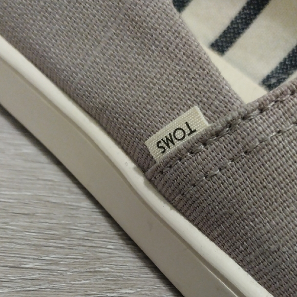 TOMS Gray Canvas Slip-On Shoes - Picture 3 of 9
